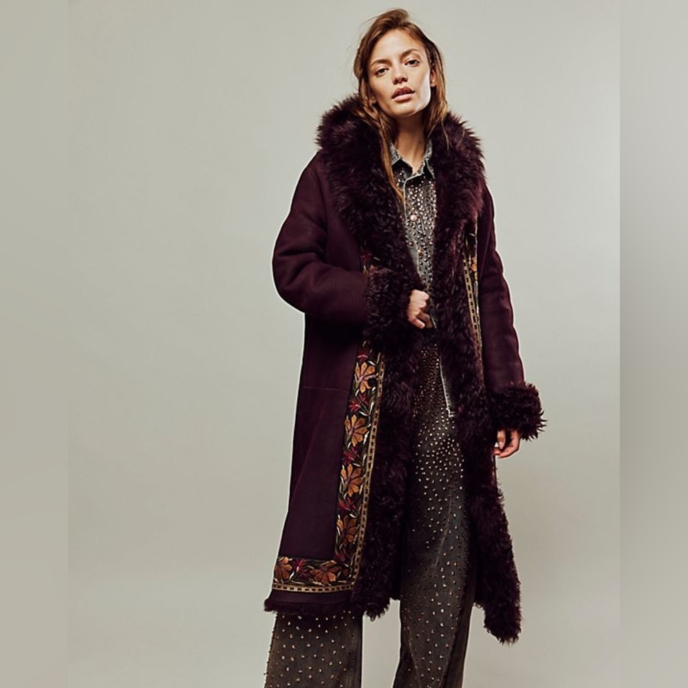 Nigel Preston embroidered shawl coat - Picture 3 of 6